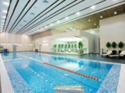 Фитнес-клуб с бассейном: окунитесь в мир спорта и здоровья