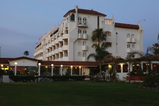 Отель Ensenada: живописный мексиканский городок на берегу Тихого океана