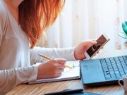 Кем можно работать на дому: различные вакансии