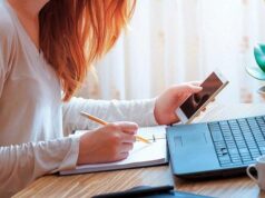 Кем можно работать на дому: различные вакансии