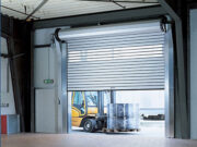 Подъемные ворота для складов: тонкости выбора