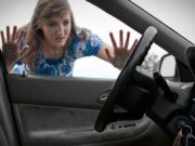 What to do if the keys are locked in the car