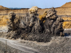 Взрывные работы на земной поверхности: как это происходит?