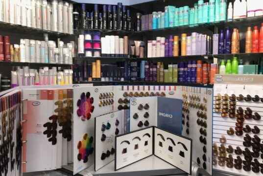 Как правильно использовать профессиональную косметику: Секреты красоты и ухода