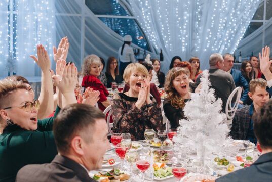 Проведение корпоратива на Новый год в ресторане