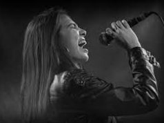 Как руководства от профессионалов помогают научиться петь