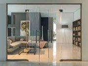 Где лучше всего расположить стеклянные двери